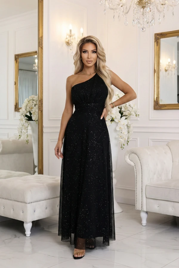 Czarna sukienka maxi na jedno ramię Numoco Basic z subtelnym brokatem, drapowanie na biuście, lekko transparentny dół